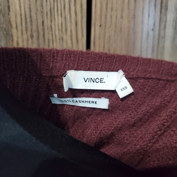 Vince Cashmere Oversized Sweater - Picture 2 of 3
